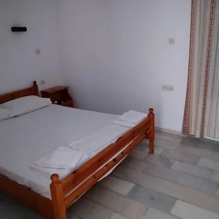 Nikoletta 1 *