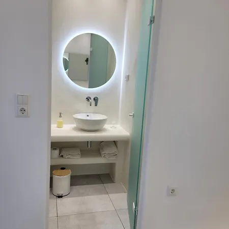 Apartment Nikoletta 1 *