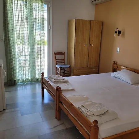 Nikoletta 1 Apartment *